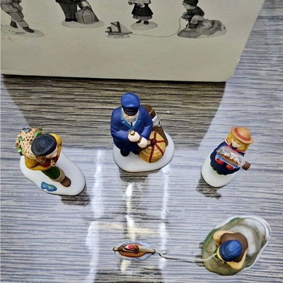 Department 56 Sea Captain & His Mates - Picture 5 of 6